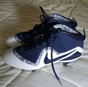 Nike metal baseball cleats
